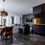 Bursztynowa 36 Apartament *