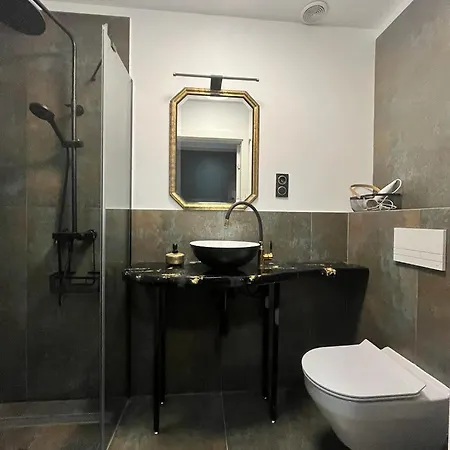 Bursztynowa 36 Apartament *