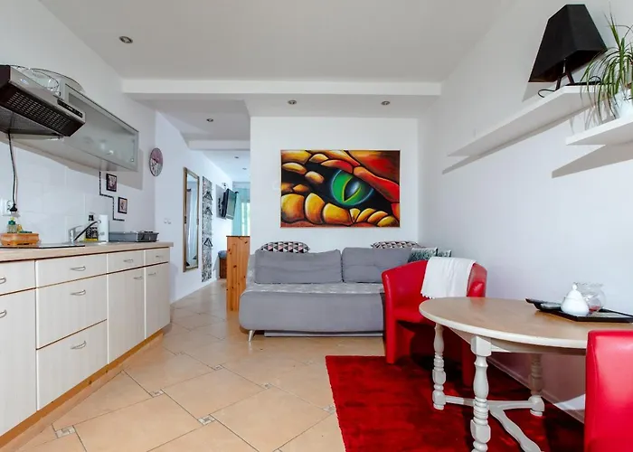 Bursztynowa 36 Apartament *