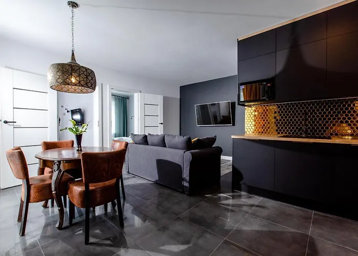 Bursztynowa 36 Apartament *